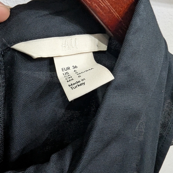 H&M Collared Black Dress with Cutout Elastic Sides, Size 6 - Picture 8 of 8